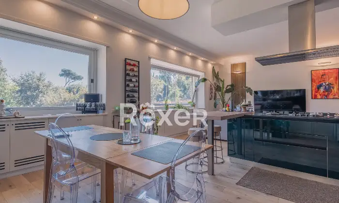Rexer-Roma-Luminoso-appartamento-con-terrazza-Altro