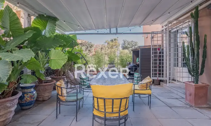 Rexer-Roma-Luminoso-appartamento-con-terrazza-Altro