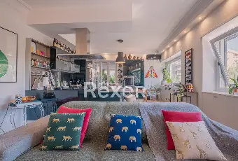 Rexer-Roma-Luminoso-appartamento-con-terrazza-Altro