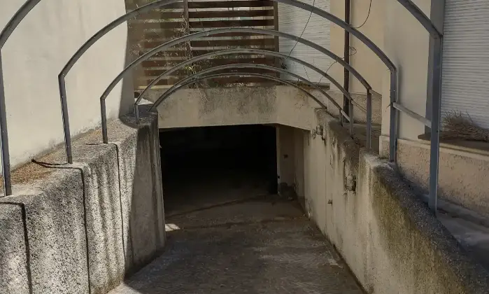 Rexer-Pesaro-Villa-di-Prestigio-a-Pesaro-con-Giardino-Privato-e-Garage-Altro