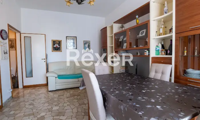 Rexer-Bologna-Appartamento-al-quarto-piano-con-ascensore-Altro