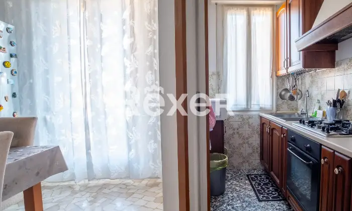 Rexer-Bologna-Appartamento-al-quarto-piano-con-ascensore-Altro