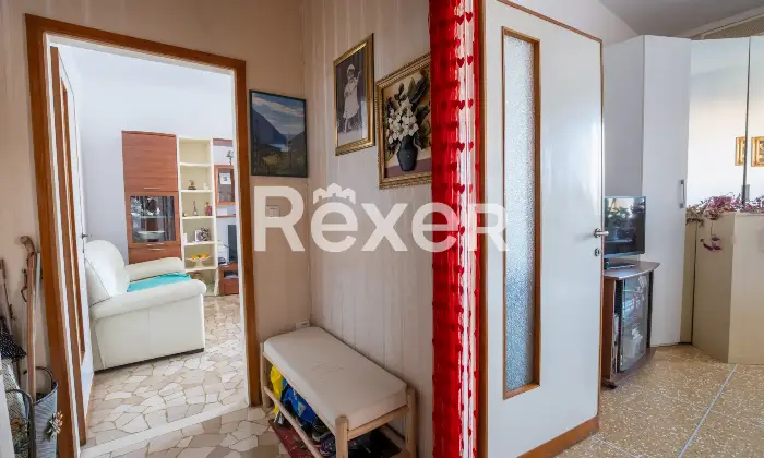 Rexer-Bologna-Appartamento-al-quarto-piano-con-ascensore-Altro