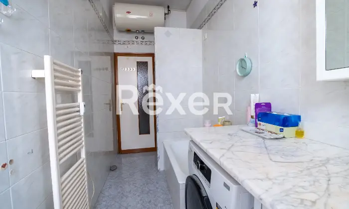 Rexer-Bologna-Appartamento-al-quarto-piano-con-ascensore-Altro