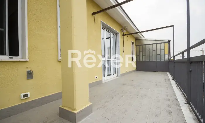 Rexer-Grugliasco-Monolocale-con-terrazzo-Altro