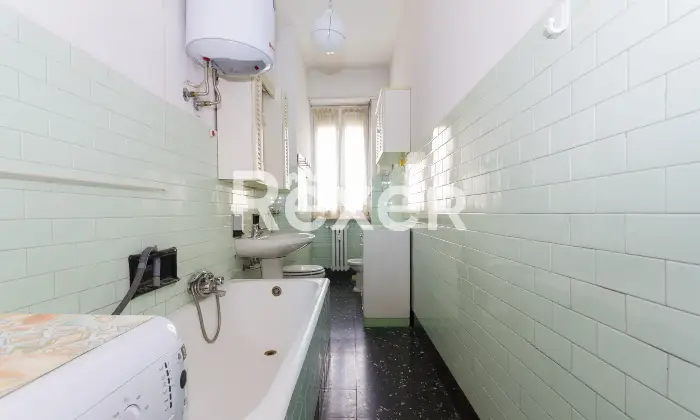 Rexer-Torino-Ampio-trilocale-con-doppia-esposizione-in-zona-Lucento-Torino-Altro