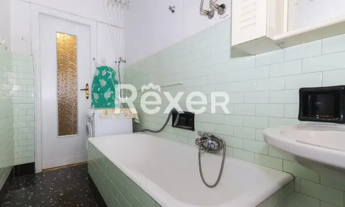 Rexer-Torino-Ampio-trilocale-con-doppia-esposizione-in-zona-Lucento-Torino-Altro