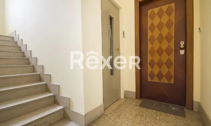 Rexer-Torino-Ampio-trilocale-con-doppia-esposizione-in-zona-Lucento-Torino-Altro