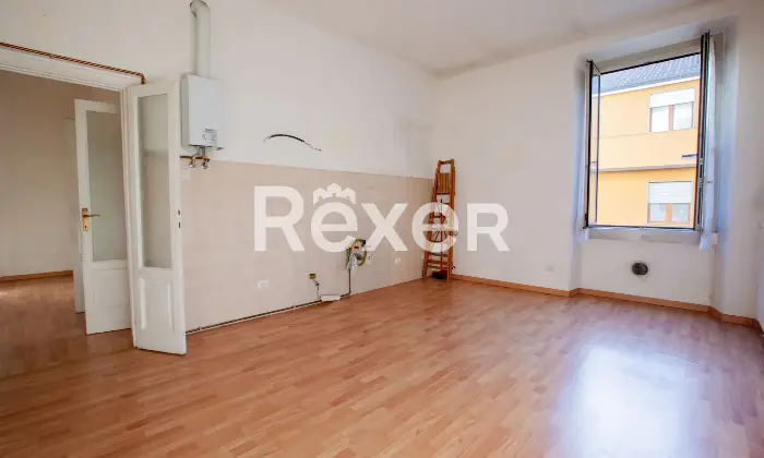 Rexer-Senago-Palazzo-depoca-ristrutturato-con-unit-frazionabili-Altro