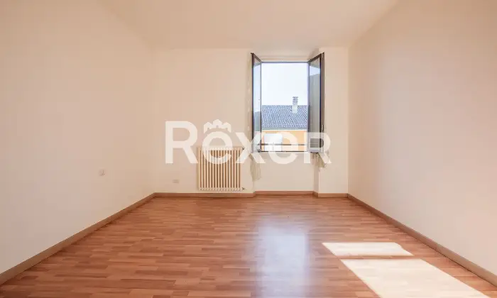 Rexer-Senago-Palazzo-depoca-ristrutturato-con-unit-frazionabili-Altro