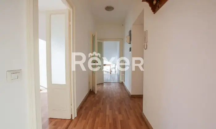 Rexer-Senago-Palazzo-depoca-ristrutturato-con-unit-frazionabili-Altro
