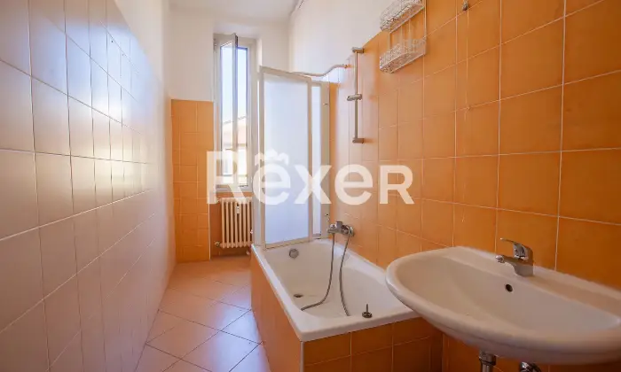 Rexer-Senago-Palazzo-depoca-ristrutturato-con-unit-frazionabili-Altro