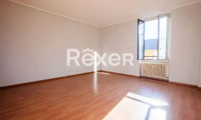 Rexer-Senago-Palazzo-depoca-ristrutturato-con-unit-frazionabili-Altro