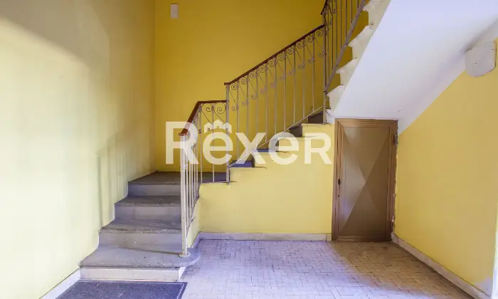 Rexer-Senago-Palazzo-depoca-ristrutturato-con-unit-frazionabili-Altro