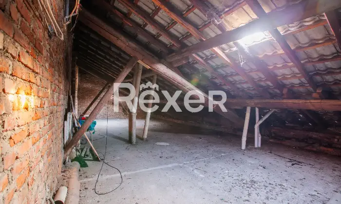 Rexer-Senago-Palazzo-depoca-ristrutturato-con-unit-frazionabili-Altro