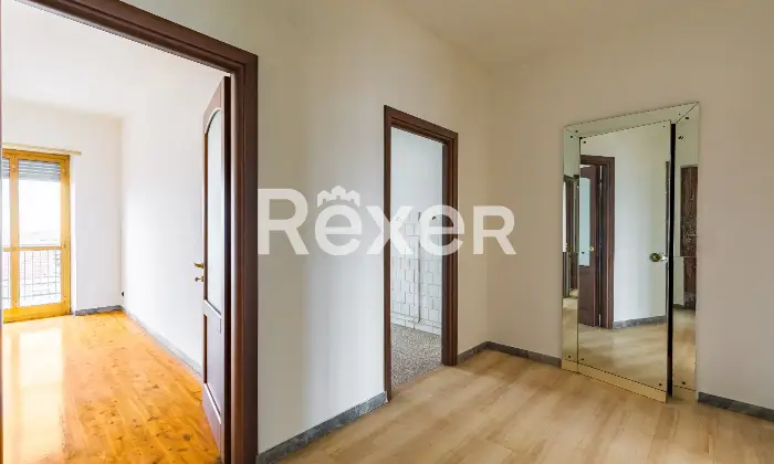 Rexer-Torino-Trilocale-panoramico-e-luminoso-Altro