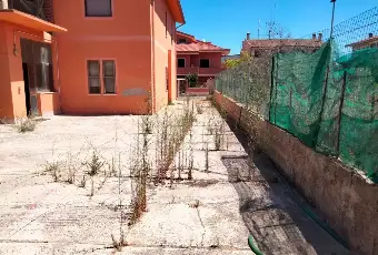 Rexer-Cabras-Ampio-appartamento-con-terreno-edificabile-e-ingresso-indipendente-Cabras-OR-Altro