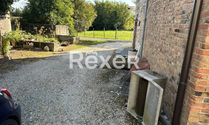 Rexer-Sacile-RUSTICO-COMPLETAMENTE-DA-RISTRUTTURARE-Altro