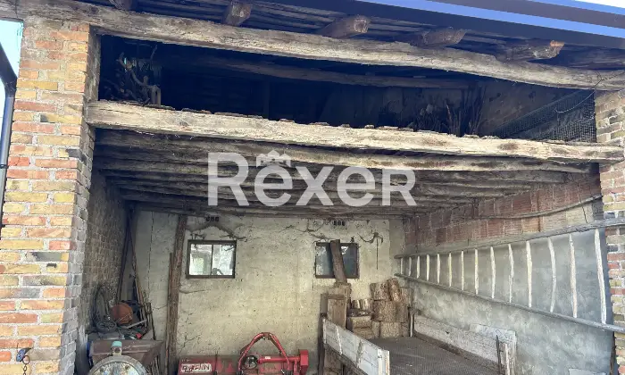 Rexer-Sacile-RUSTICO-COMPLETAMENTE-DA-RISTRUTTURARE-Altro