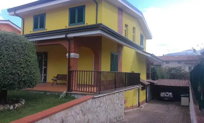Rexer-Raiano-Villa-indipendente-con-giardino-in-Via-Lazio-Raiano-AQ-Altro