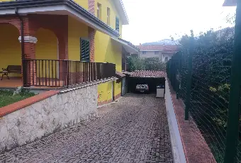 Rexer-Raiano-Villa-indipendente-con-giardino-in-Via-Lazio-Raiano-AQ-Altro