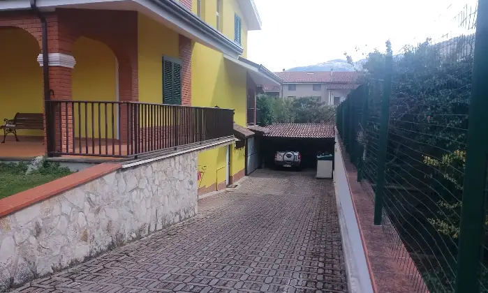 Rexer-Raiano-Villa-indipendente-con-giardino-in-Via-Lazio-Raiano-AQ-Altro