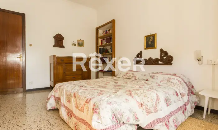 Rexer-Grazzano-Badoglio-Villa-indipendente-di-ampia-metratura-con-giardino-e-frutteto-Altro