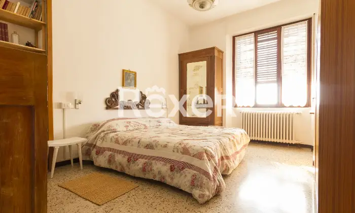 Rexer-Grazzano-Badoglio-Villa-indipendente-di-ampia-metratura-con-giardino-e-frutteto-Altro