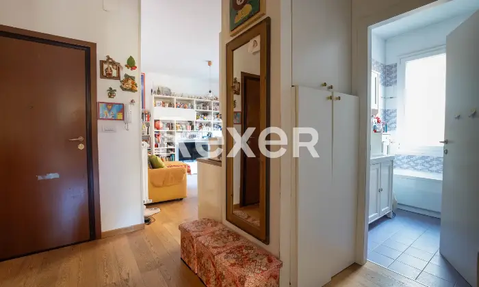 Rexer-Bologna-Appartamento-con-balconi-e-cantina-Altro