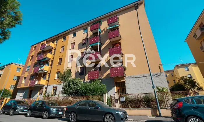 Rexer-Bologna-Appartamento-con-balconi-e-cantina-Altro