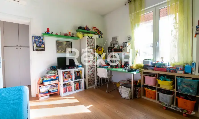 Rexer-Bologna-Appartamento-con-balconi-e-cantina-Altro