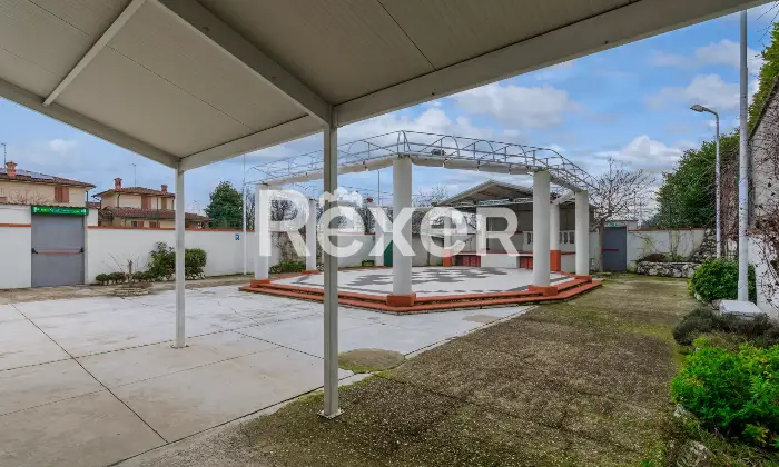 Rexer-Borgo-San-Giacomo-Locale-commerciale-Sala-da-ballo-con-spazio-estivo-e-parcheggio-privato-Altro