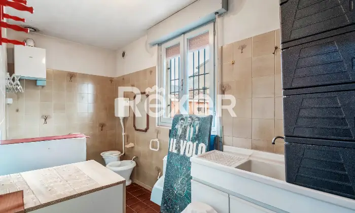Rexer-Borgo-San-Giacomo-Locale-commerciale-Sala-da-ballo-con-spazio-estivo-e-parcheggio-privato-Altro