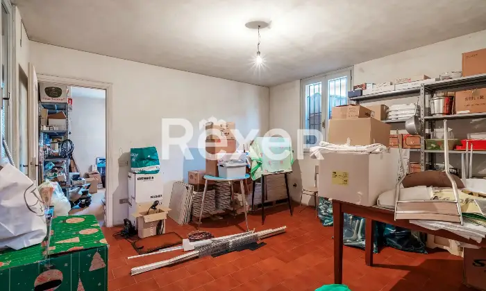 Rexer-Borgo-San-Giacomo-Locale-commerciale-Sala-da-ballo-con-spazio-estivo-e-parcheggio-privato-Altro