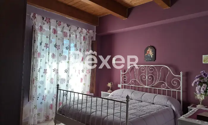 Rexer-Rocchetta-a-Volturno-Porzione-di-casa-indipendente-su-tre-livelli-con-giardino-privato-a-Rocchetta-a-Volturno-Altro