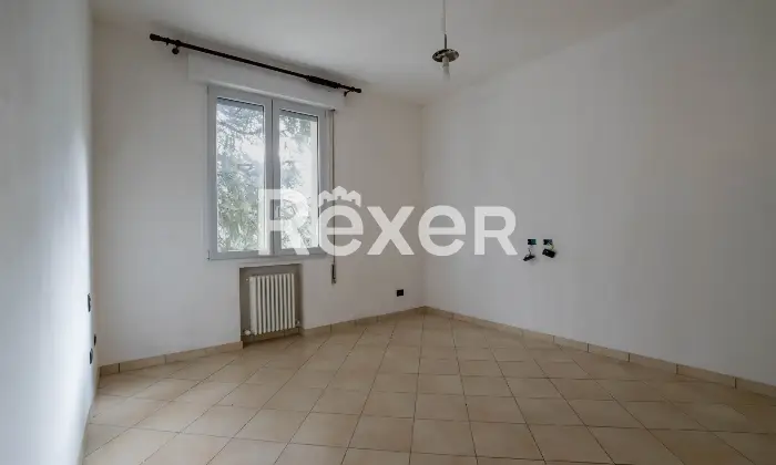 Rexer-Marzabotto-Luminoso-trilocale-in-zona-tranquilla-Altro