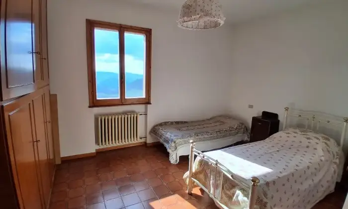 Rexer-Serramazzoni-Ampio-trilocale-con-doppi-balconi-garage-e-cantina-Via-Giardini-Sud-Serramazzoni-Altro