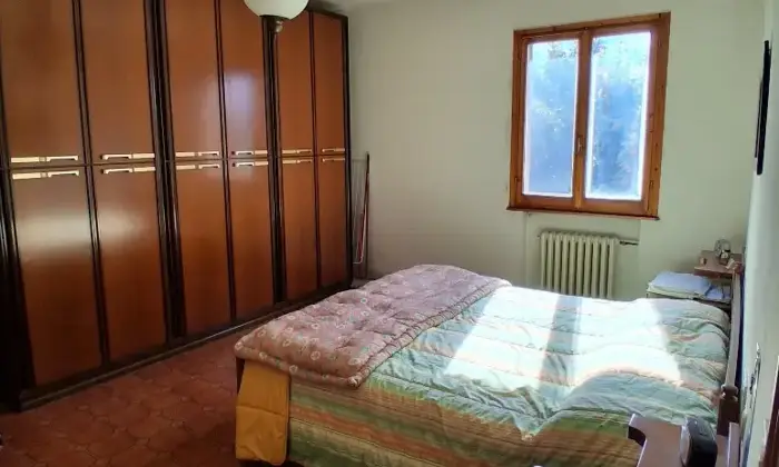 Rexer-Serramazzoni-Ampio-trilocale-con-doppi-balconi-garage-e-cantina-Via-Giardini-Sud-Serramazzoni-Altro