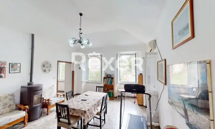 Rexer-Neirone-Ultimo-piano-in-Trifamiliare-con-terrazza-e-ampio-terreno-Altro