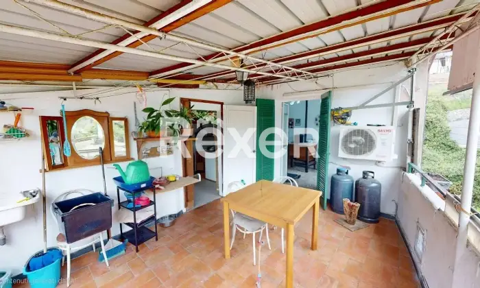 Rexer-Neirone-Ultimo-piano-in-Trifamiliare-con-terrazza-e-ampio-terreno-Altro