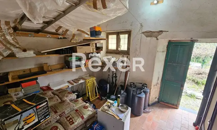 Rexer-Neirone-Ultimo-piano-in-Trifamiliare-con-terrazza-e-ampio-terreno-Altro