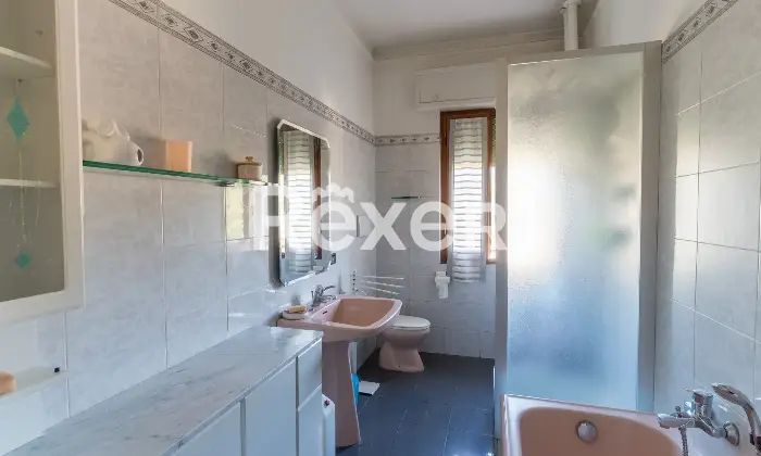 Rexer-Pratovecchio-Appartamento-in-centro-con-garage-Altro