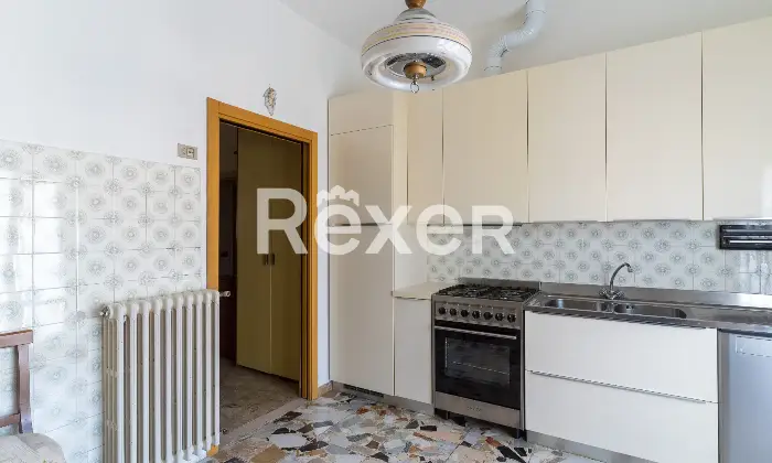 Rexer-Pratovecchio-Appartamento-in-centro-con-garage-Altro