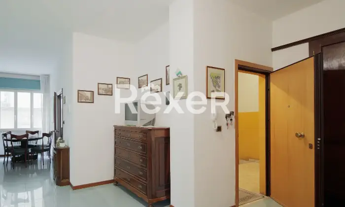 Rexer-BellariaIgea-Marina-Trilocale-a-cento-metri-dal-mare-e-dalla-stazione-con-posto-auto-Altro