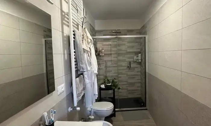 Rexer-Tramonti-Attico-panoramico-in-Costiera-Amalfitana-appena-ristrutturato-con-rendita-immediata-Bagno