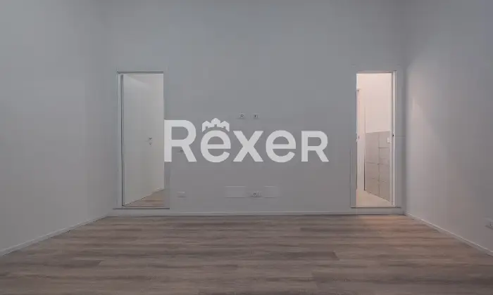 Rexer-Roma-Grazioso-piano-terra-ristrutturato-Altro