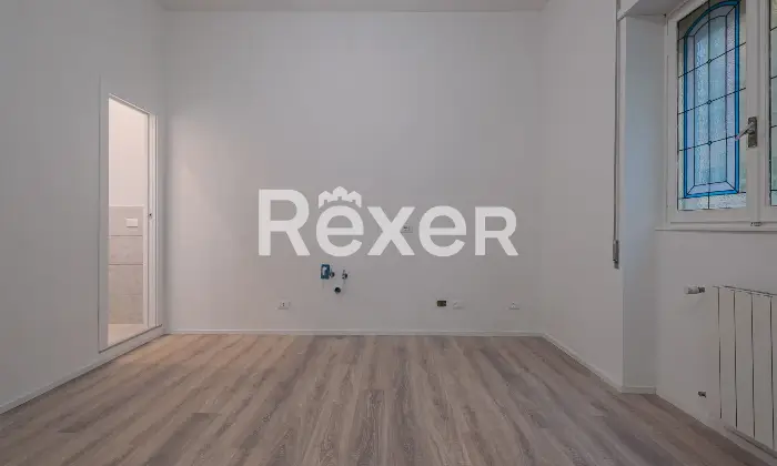 Rexer-Roma-Grazioso-piano-terra-ristrutturato-Altro