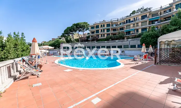Rexer-Pietra-Ligure-Panoramico-ultimo-piano-con-terrazzo-garage-e-cantina-Altro