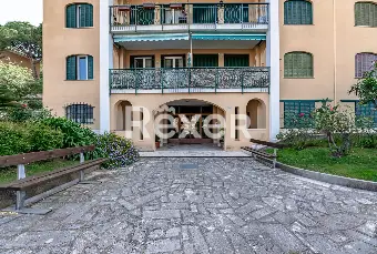 Rexer-Pietra-Ligure-Panoramico-ultimo-piano-con-terrazzo-garage-e-cantina-Altro