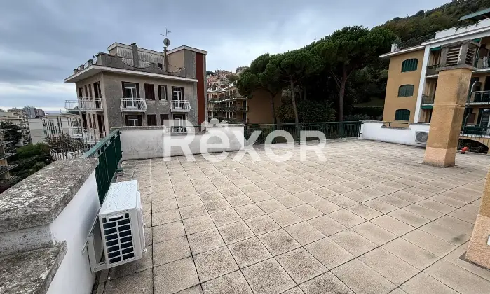 Rexer-Pietra-Ligure-Panoramico-ultimo-piano-con-terrazzo-garage-e-cantina-Altro